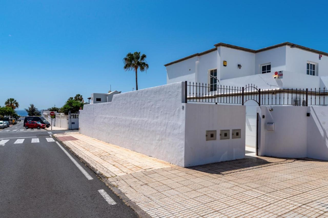 Villa Mannat By Villa Plus Puerto del Carmen  Luaran gambar